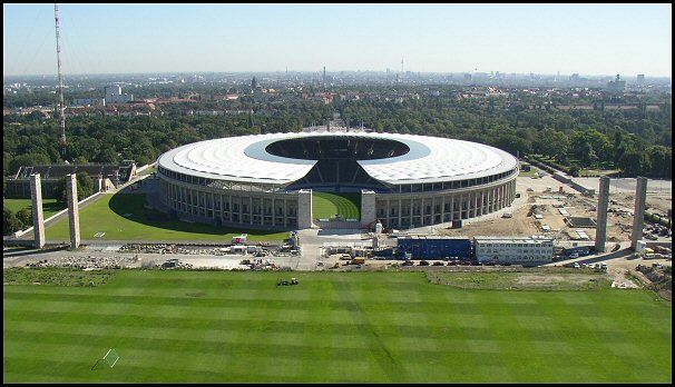 Saniertes Olympiastadion Berlin Sept. 2004