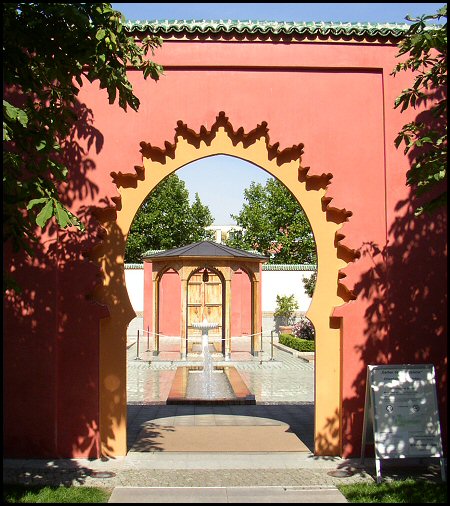 Orientalisches Eingangstor